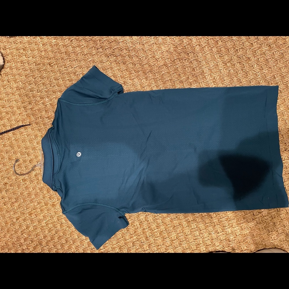 Athletic top - Picture 2 of 2